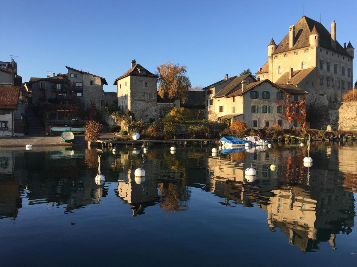 A Room With A View - Maisonnette Dans Bourg Medieval Au Bord Du Lac Leman Yvoire Eksteriør billede